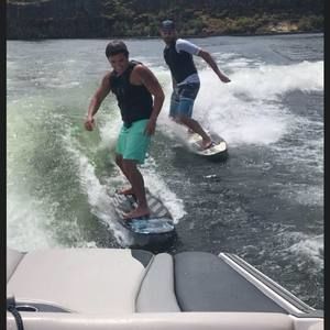 Meet your Posher, Alex